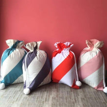 Load image into Gallery viewer, Santa Sacks
